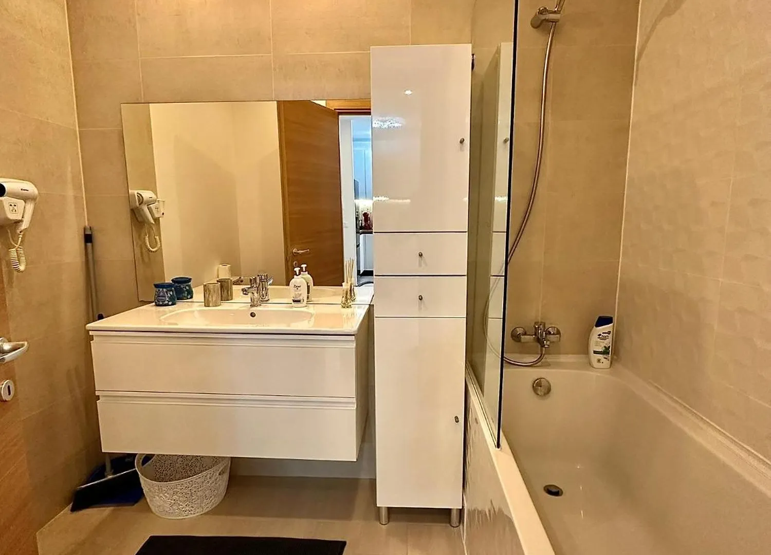 Rin Grand Fantasy Bucharest Apartment