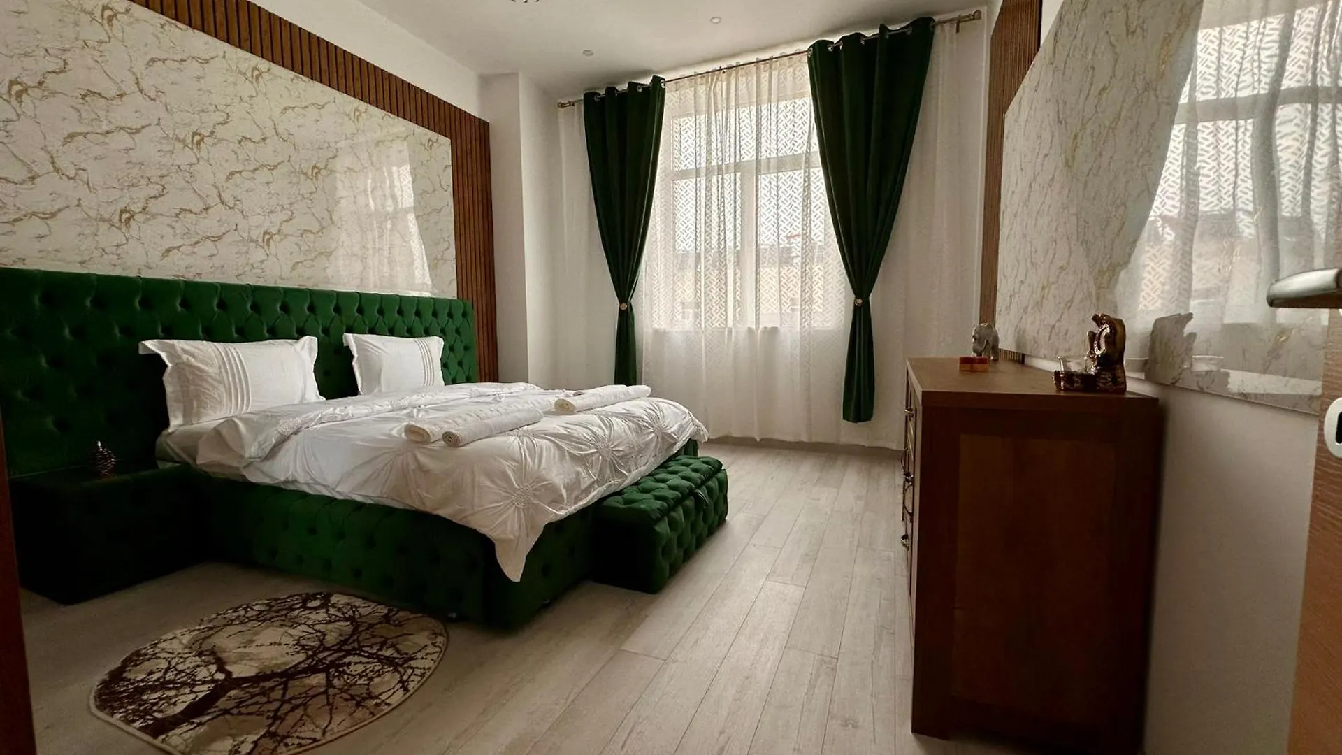 Rin Grand Fantasy Bucharest Apartment