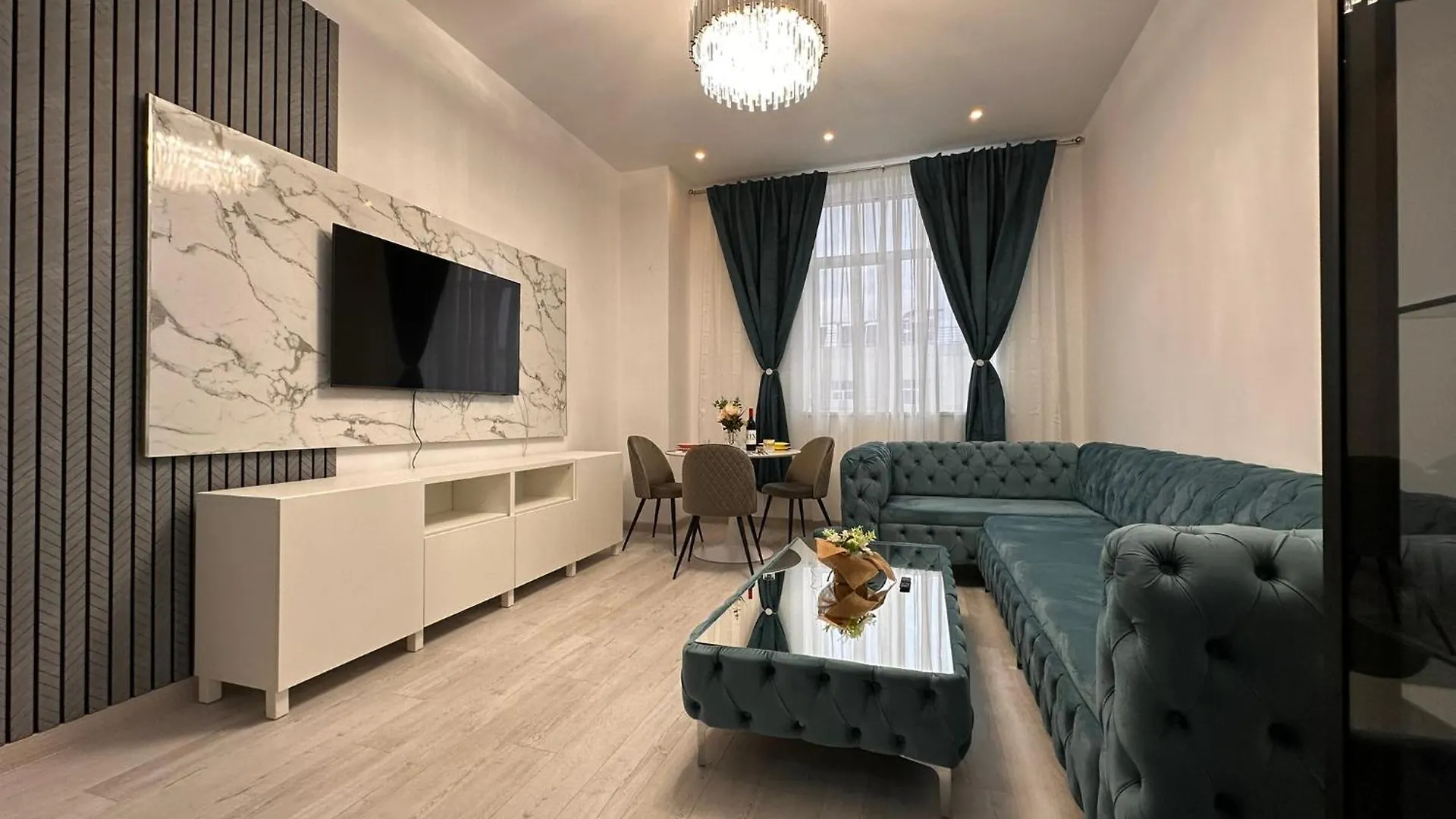 Rin Grand Fantasy Bucharest Apartment
