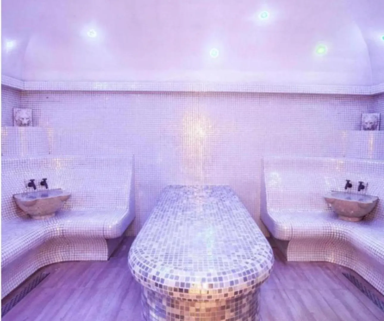 Rin Grand Fantasy Bucharest Apartment
