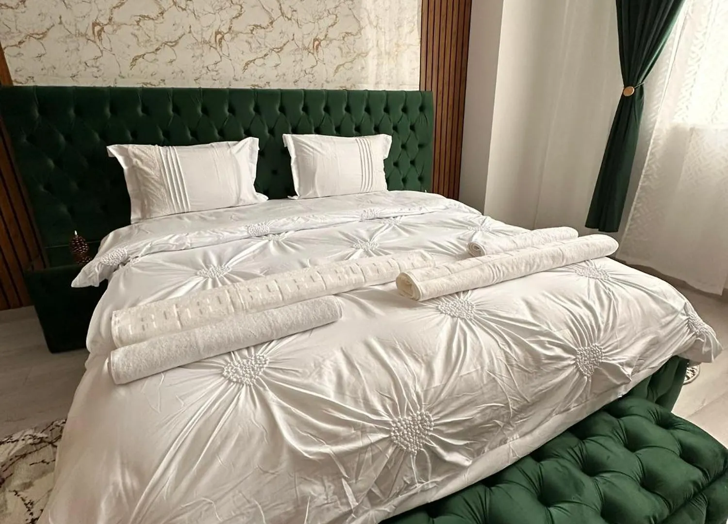 Rin Grand Fantasy Bucharest Apartment